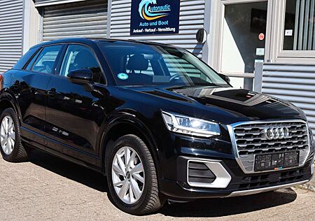 Audi Q2 30 TFSI DESIGN S-TRONIC KLIMAAUT NAVI LED 2Hd