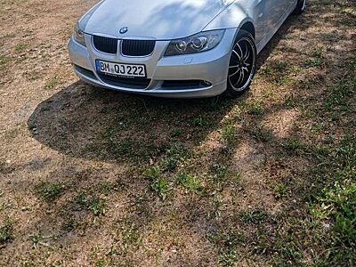 BMW 330 320i