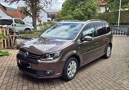 VW Touran Volkswagen 1.2 TSI Comfortline