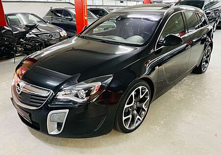 Opel Insignia A Sports Tourer 2.8 V6 Turbo OPC 4x4