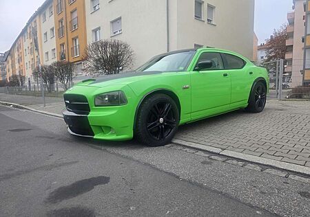 Dodge Charger 5,7 Hemi