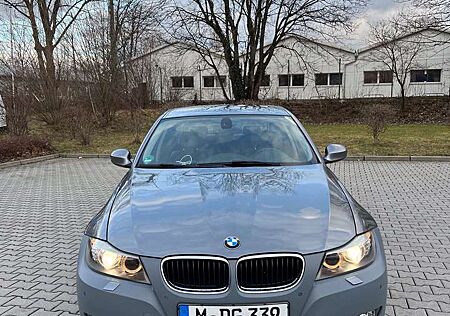 BMW 320i 320