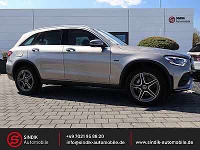 Mercedes-Benz GLC 300 de 4M AMG-KeylessGo-Distronic-Kamera