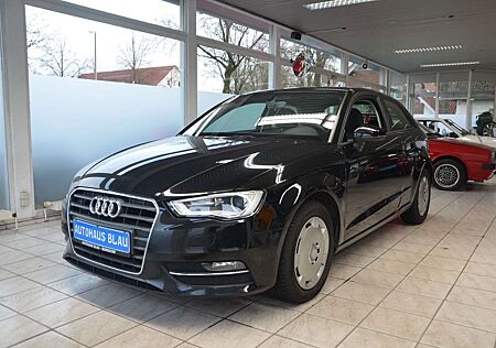 Audi A3 1.6 TDI attraction *AUTOMATIK*MMI NAVI*XENON*