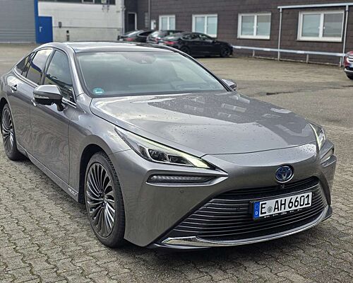Toyota Mirai Luxury