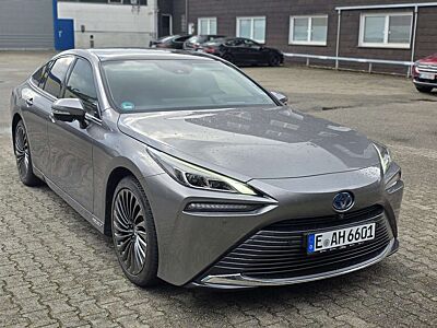 Toyota Mirai Luxury