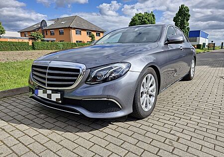 Mercedes-Benz E 220 d 9G-TRONIC Exclusive