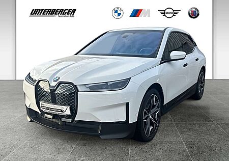 BMW iX xDrive40 SHZ eSim DAB