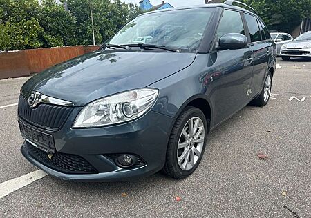 Skoda Fabia Combi Ambition*Sitzh.*TÜV neu*1Hand*