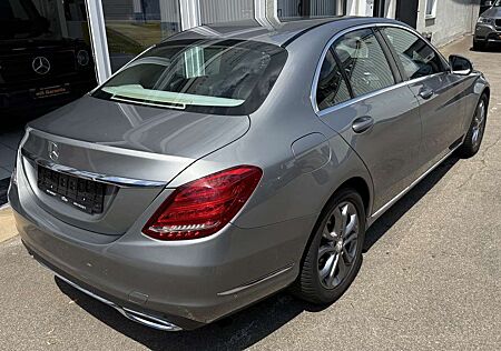 Mercedes-Benz C 200 CGI Avantgarde LEDER LED PDC NAVI AUTOMATIK