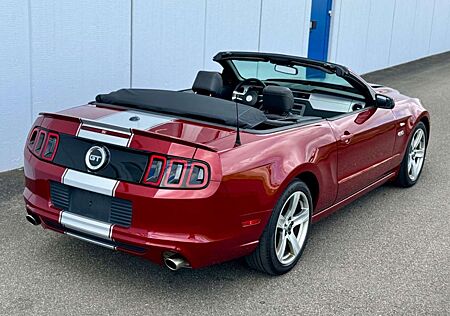 Ford Mustang GT Cabrio 5.0 V8 Schalter/Premium/Pony