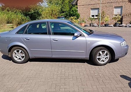 Audi A4 1.6