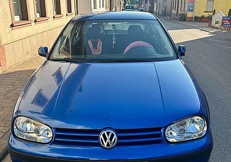 VW Golf Volkswagen