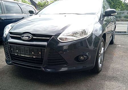 Ford Focus Turnier 1.0 EcoBoost Start-Stopp-System Trend