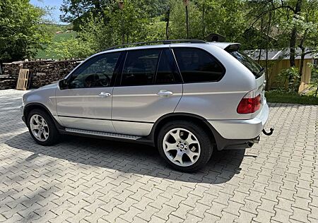 BMW X5 4.4 i