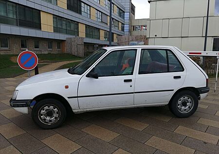 Peugeot 205 1.4i Sacré Numéro