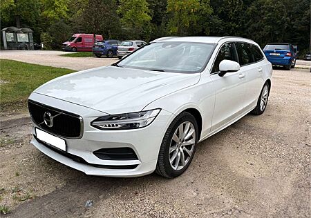 Volvo V90 D5 Momentum Allrad Pilot Assist HU neu