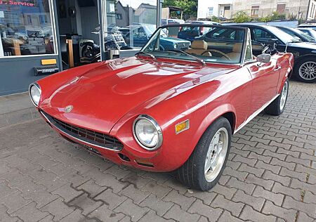 Fiat 124 Spider 1,8 CS1