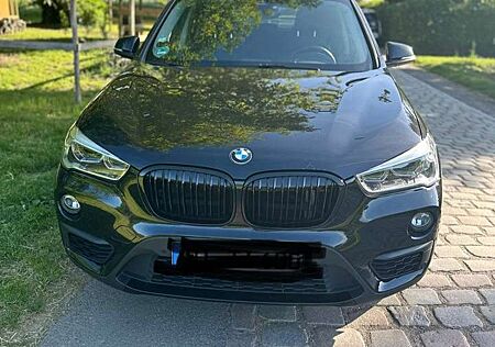 BMW X1 sDrive 20 i Advantage EZ 06/19 77 tkm TÜV 07/26