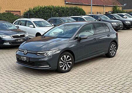 VW Golf Volkswagen VIII 1,5 TSI | Sondermodell | ACC | Navi |