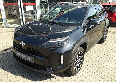 Toyota Yaris Cross Team D + Winterpaket + Smart Connect