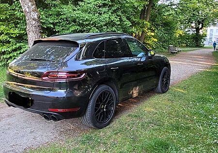 Porsche Macan GTS