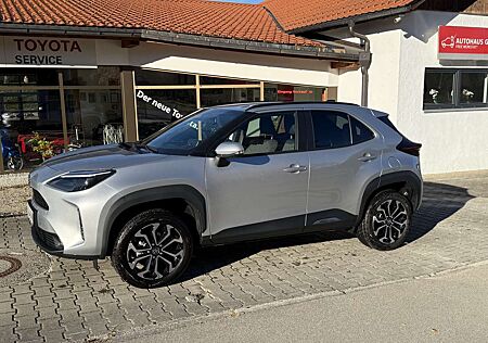 Toyota Yaris Cross Hybrid Teamplayer