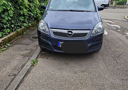 Opel Zafira Basis