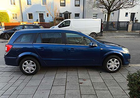 Opel Astra 1.6 Caravan Edition
