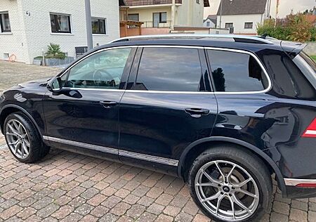 VW Touareg Volkswagen 3.0 V6 TDI 8xAlu, StHz, Voll.