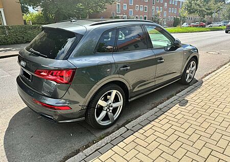 Audi Q5 Diesel 3.0 TDI quattro S LINE