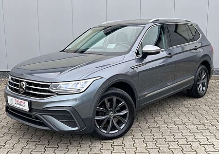 VW Tiguan Allspace Volkswagen /7-Sitzer/LED/AHK/VIRTUAL/ACC/SHZ