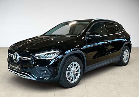 Mercedes-Benz GLA 200 Style 4MATIC AUT Kam. KlimaA LED LM PDC