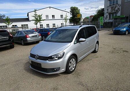 VW Touran Volkswagen Comfortline Klimaauto Navi 8xReifen Euro5
