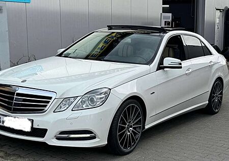 Mercedes-Benz E 300 CDI DPF BlueEFFICIENCY 7G-TRONIC Avantgarde