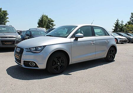Audi A1 1.2 86 PS KLIMA SCHECKHEFT TÜV/SERVICE NEU