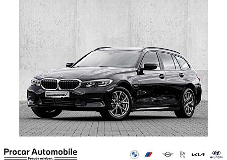 BMW 330 e ADVANTAGE+ACC+AHK+SHZ+LC PORF