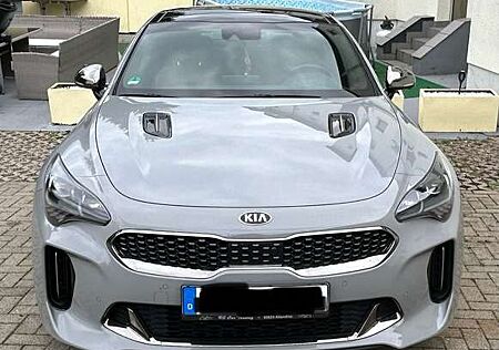 Kia Stinger GT 4WD 3,3 V6