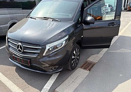 Mercedes-Benz Vito 119 CDI 4MATIC Tourer Extralang Aut. SELECT
