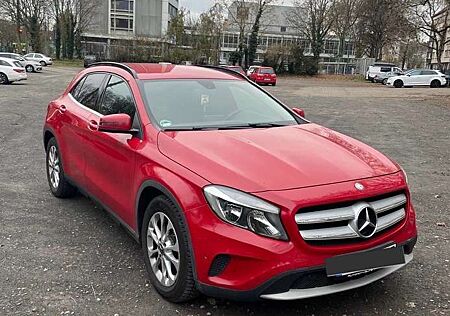 Mercedes-Benz GLA 200 (CDI) d 4Matic 7G-DCT
