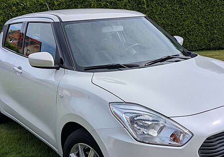 Suzuki Swift Basic