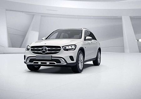 Mercedes-Benz GLC 300 e 4M Distronic Plus Pano AHK RFK Chrom-P