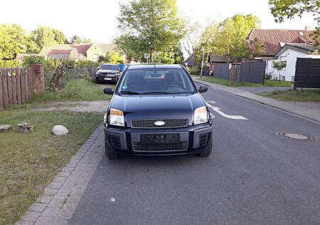 Ford Fusion 1.4i 16V TÜV 11/2026 SERVO ZENTRAL ABS KLIMA CD
