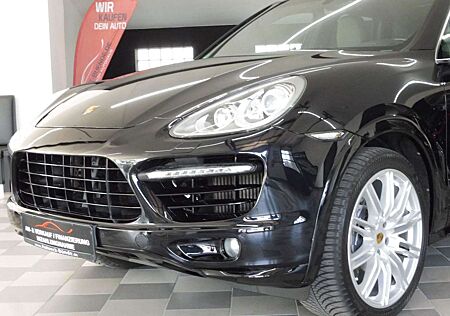 Porsche Cayenne 3.0 Diesel GTS-PAKET/PANO/AHK/21"/LUFT
