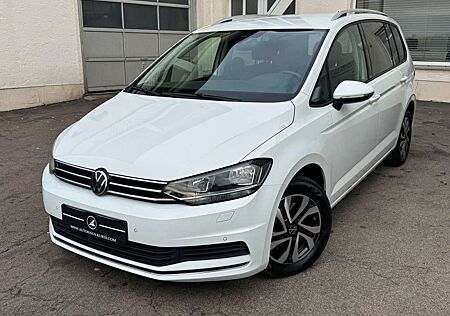 VW Touran Volkswagen 2.0 TDI Active VIRTUAL ACC CARPLAY AHK