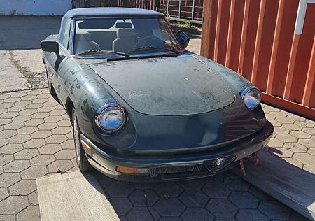 Alfa Romeo Spider 2.0