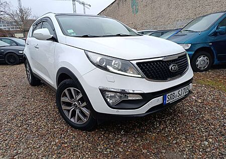 Kia Sportage Vision 2WD-TÜV 06/26-AUTO-83 TKM