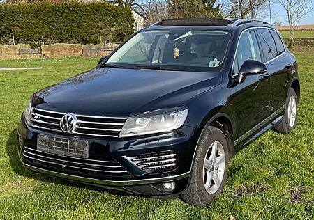 VW Touareg Volkswagen Diesel 3.0 V6 TDI SCR Blue Motion DPF Automatik Exclusive