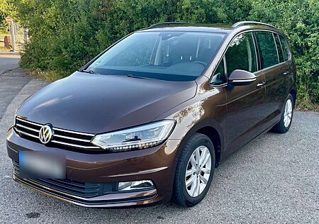 VW Touran Volkswagen Diesel 1.6 TDI | AHK | ACC | Nichtraucher