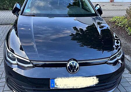 VW Golf Volkswagen VIII 1.5 eTSI OPF DSG Life